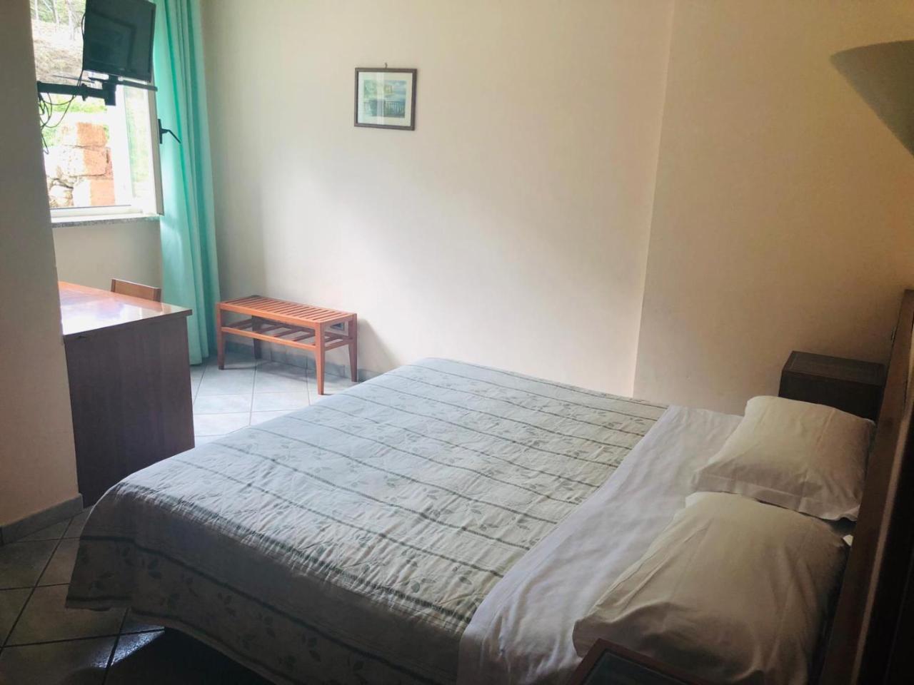 Hotel Elisabetta Castellammare di Stabia Bagian luar foto